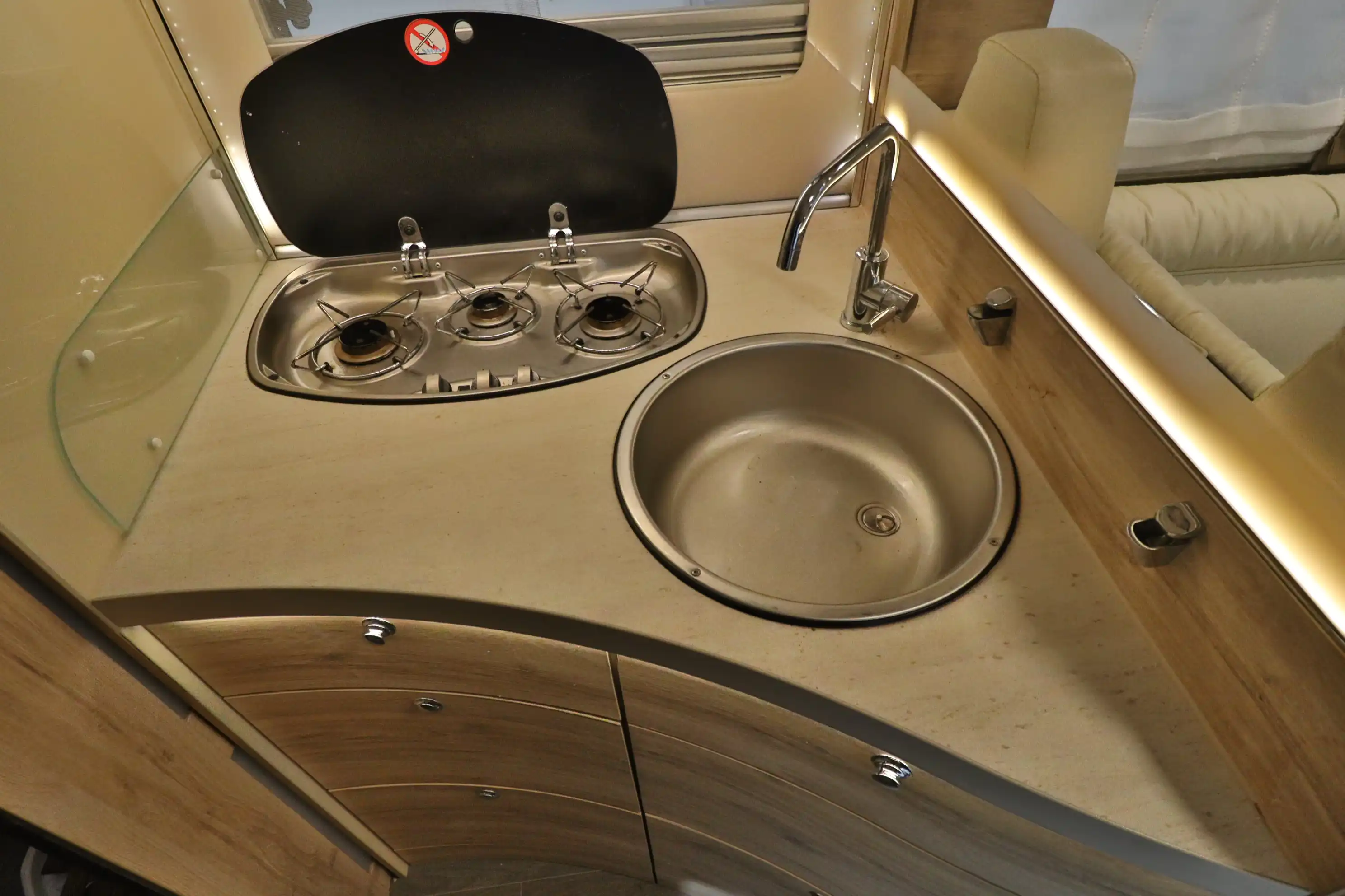 EURAMOBIL Profila RS 725 QB